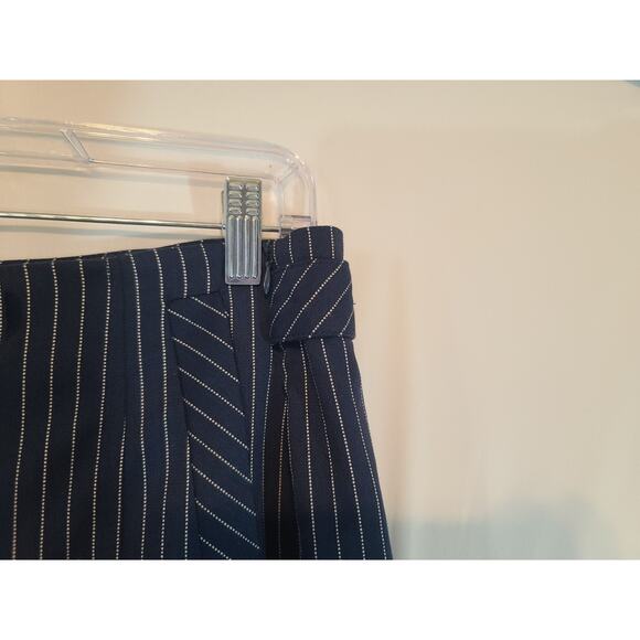 Free People Acadia Wide Leg Cropped Trousers Pants Navy Blue Pinstripe US 6 - Picture 8 of 13